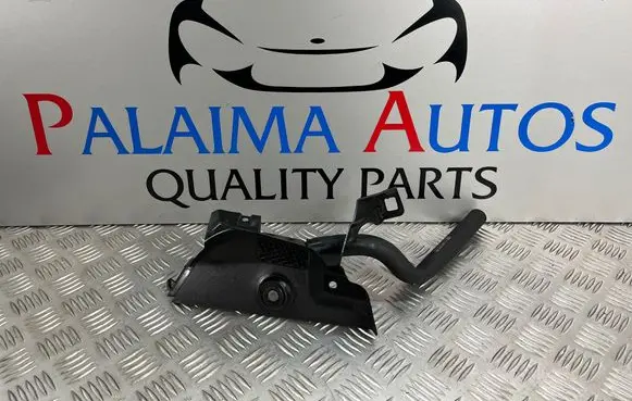 Opel Zafira C Wiper trim 39001271