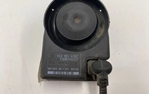 Volkswagen Touran I Alarm system siren 1K0951605C
