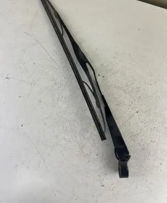 Chrysler Grand Voyager IV Rear wiper blade arm 05288704AD