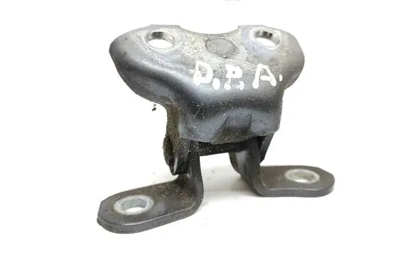 Toyota RAV 4 (XA50) Front door lower hinge 