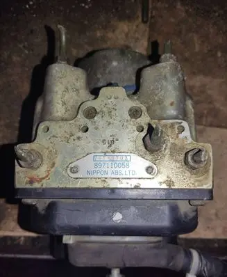 Isuzu Trooper ABS Pump 897110058 7670703