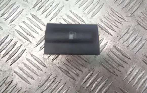 Skoda Octavia Mk1 (1U) Fuel tank opening switch 