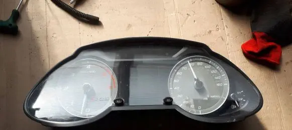 Audi Q5 SQ5 Speedometer (instrument cluster) 8R0920950T
