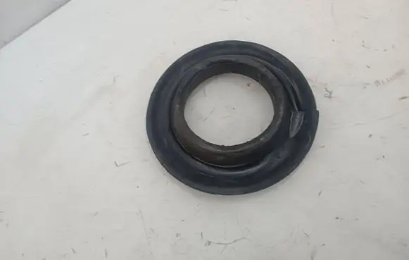 Dodge PickUp RAM SRT-10 Rear coil spring rubber mount 68273964AB