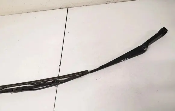 Land Rover Freelander Front wiper blade arm
