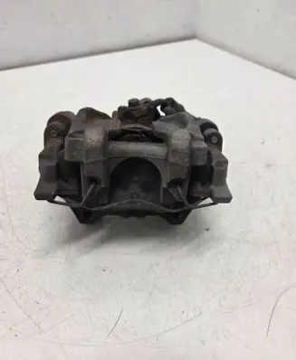 Volkswagen Golf Sportsvan Rear brake caliper 