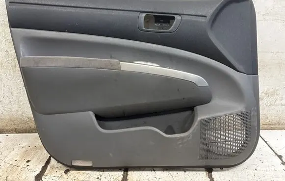 Toyota Prius (NHW20) Front door card panel trim D777827700