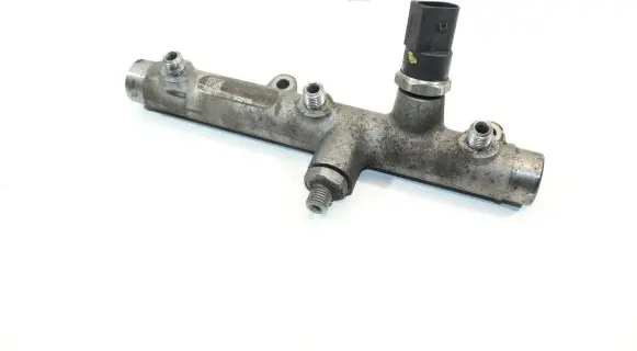 Volkswagen Phaeton Fuel main line pipe 059130089S