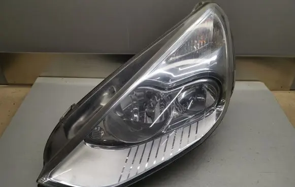 Ford Galaxy Headlight/headlamp 6M2113W030BK