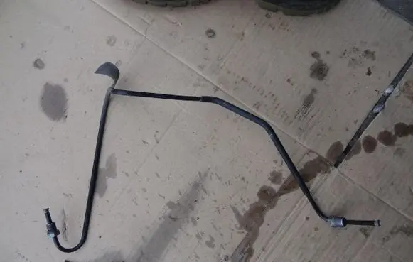 Opel Insignia B Brake line pipe/hose 84496783