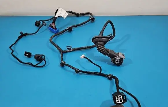 Maserati Quattroporte Rear door wiring loom 06700075100 IMPRK1533103