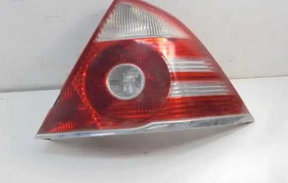 Ford Mondeo Mk III Rear/tail lights 20-211-01035
