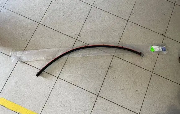 Mercedes-Benz C W204 Engine compartment rubber A2048800297