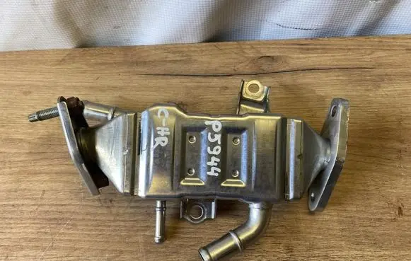 Toyota C-HR I EGR valve cooler 2560137020F