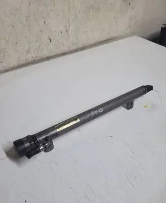 Mercedes-Benz B W245 Fuel main line pipe A6400702395 0410500583