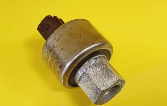 Peugeot 206 Air conditioning (A/C) pressure sensor 280443