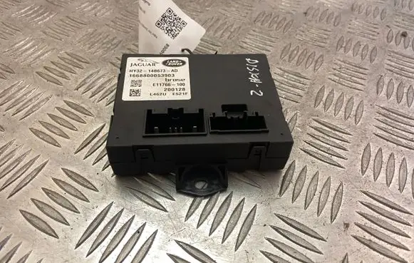 Land Rover Discovery 5 Tailgate/trunk control unit/module HY3214B673AD