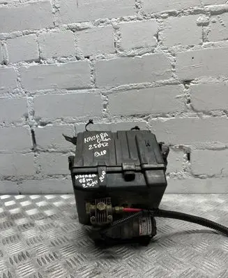 Nissan Navara D40 Fuse box set 243827s110