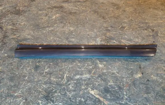 Audi A8 S8 D3 4E Rear door trim (molding) 4E4853969 4E4853970A