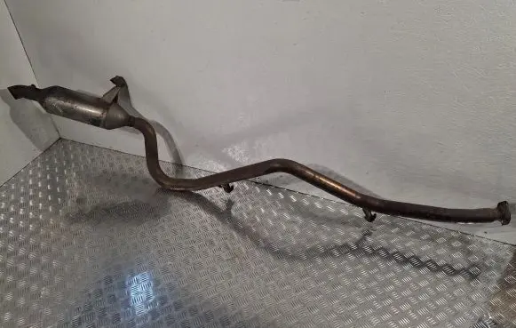 Toyota Avensis T270 Muffler/silencer 174300R070