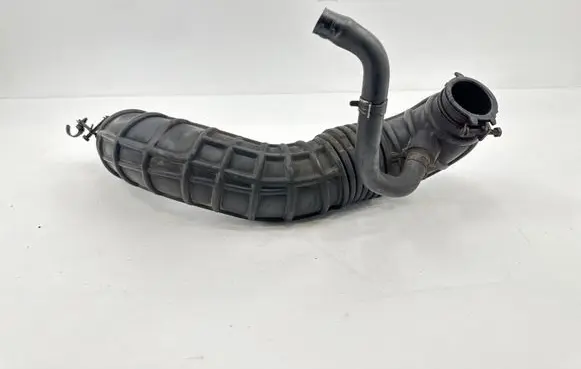 KIA Ceed Turbo air intake inlet pipe/hose 281381R200
