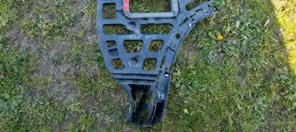 Porsche Cayenne (92A) Bumper support mounting bracket corner 7P5807772