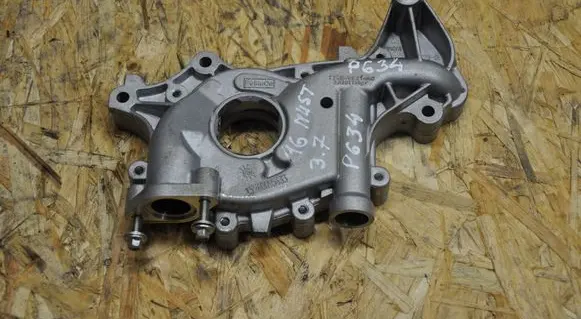 Ford Mustang VI Oil pump 7T4E6621AC KLEP634