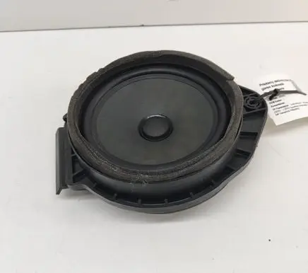 Chevrolet Orlando Front door speaker 13350328