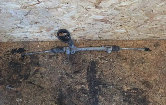 Toyota Yaris Steering rack