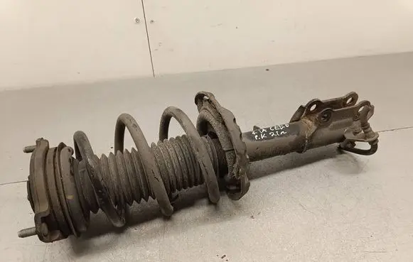 KIA Ceed Front shock absorber with coil spring 