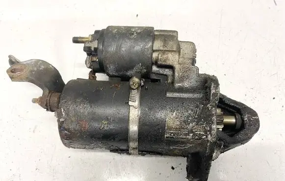 Audi A4 S4 B5 8D Starter motor