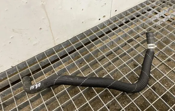 Ford Mustang VI Engine coolant pipe/hose A69E8A582AC
