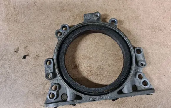 Audi A6 S6 C6 4F other engine part 06A103171B