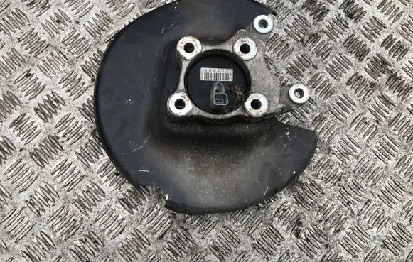 Citroen C4 I Picasso Rear wheel hub