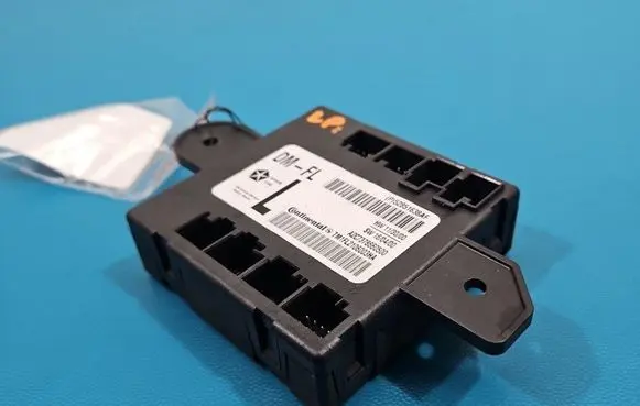 Maserati Quattroporte Central body control module 52851638AF IMPRK1533164