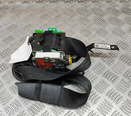Porsche Cayenne (92A) Front seatbelt 7P0857705E