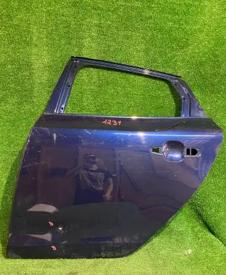 Volvo V40 Rear door 