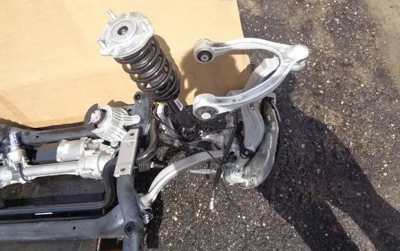 Mercedes-Benz C W205 Front wheel hub spindle knuckle