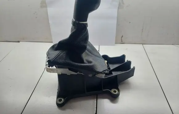 Opel Astra H Gear shifter/selector 55350247