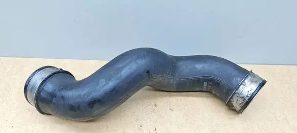 Mercedes-Benz CLK A209 C209 Intercooler hose/pipe A2095280482