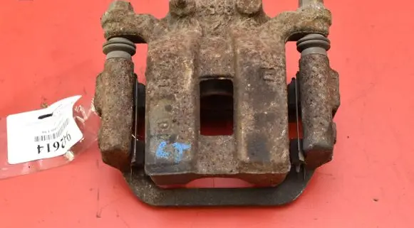 Nissan Leaf I (ZE0) Rear brake caliper