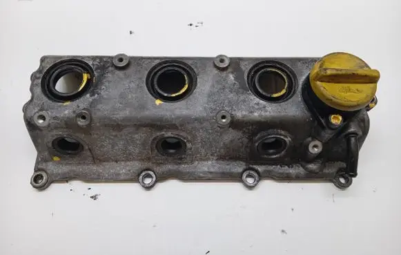 Opel Vectra A Rocker cam cover 