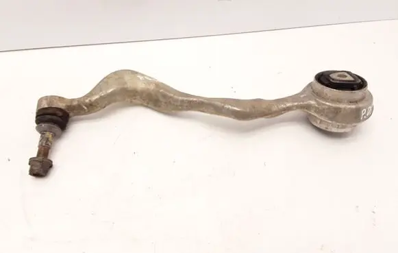 BMW 1 E81 E87 Front lower control arm/wishbone 6765305