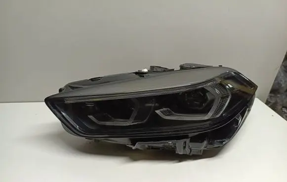 BMW 1 F40 Headlight/headlamp 8082627