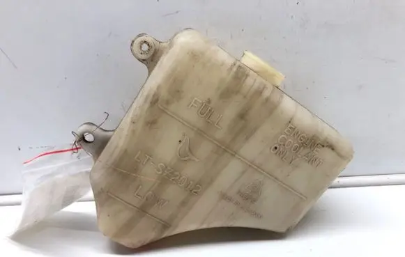 Suzuki SX4 Coolant expansion tank/reservoir
