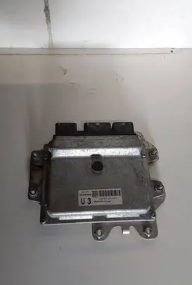 Nissan X-Trail T31 Engine control unit/module A56B33E0C9