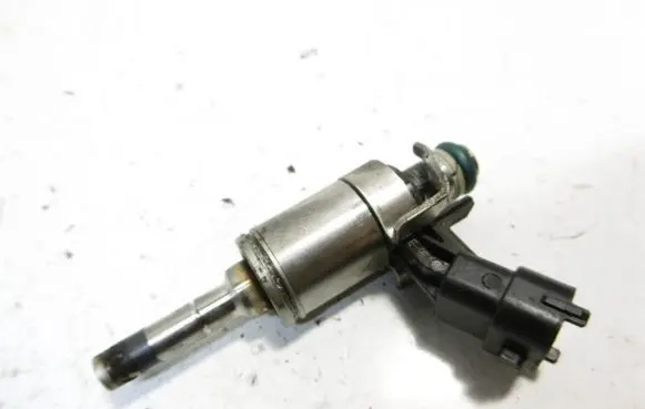 Ford Mustang I Fuel injector EJ7E-9F593-DB