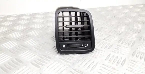 Skoda Yeti (5L) Dashboard side air vent grill/cover trim 5L0819702