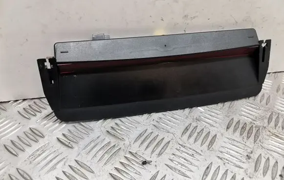 Volkswagen PASSAT B6 Third/center stoplight 1K5945097A