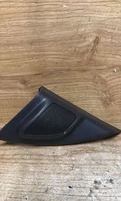 Volvo V70 Front door speaker 30781065 06W38